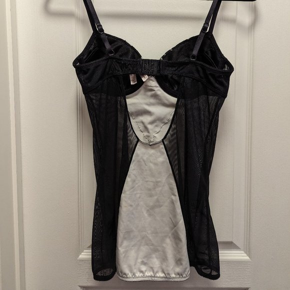 Black & white merrywidow slip (Small) - Picture 3 of 5